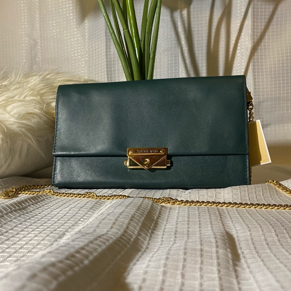 Micheal Kors Cece crossbody clutch